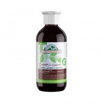 campu cabello castaño